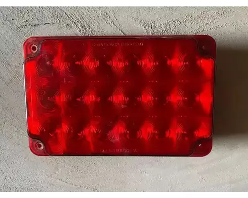 Freightliner B2 Tail Lamp