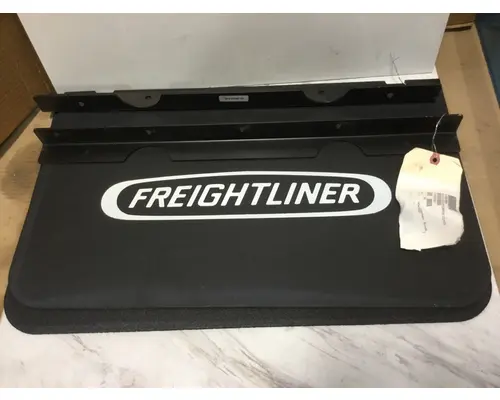 Bumper Assembly, Rear FREIGHTLINER BUMPER Hagerman Inc.