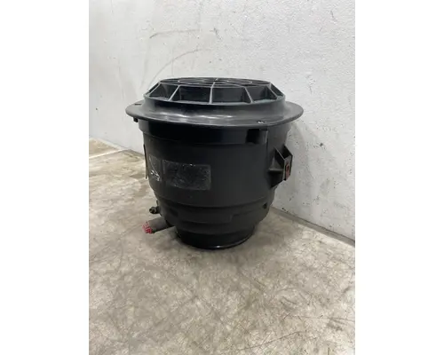 Air Cleaner FREIGHTLINER Business Class M2 106 Frontier Truck Parts