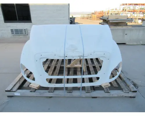Hood FREIGHTLINER Business Class M2 112 Frontier Truck Parts