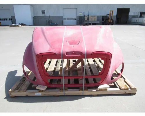 Hood FREIGHTLINER Business Class M2 112 Frontier Truck Parts