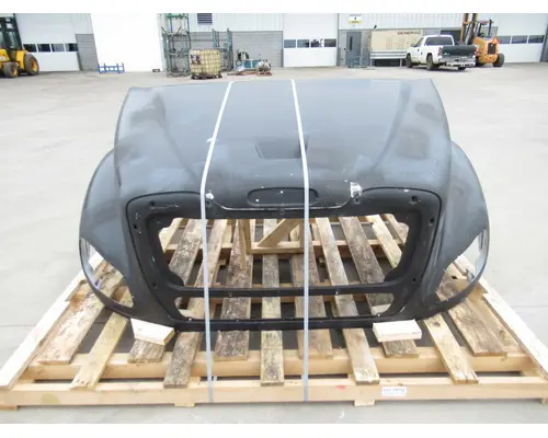 Hood FREIGHTLINER Business Class M2 112 Frontier Truck Parts