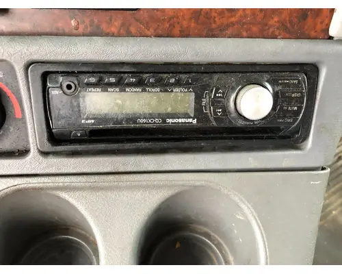 Freightliner C120 CENTURY AV Equipment