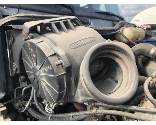 Freightliner C120 CENTURY Air Cleaner