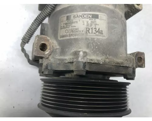 Freightliner C120 CENTURY Air Conditioner Compressor