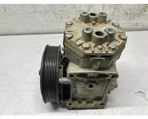 Freightliner C120 CENTURY Air Conditioner Compressor