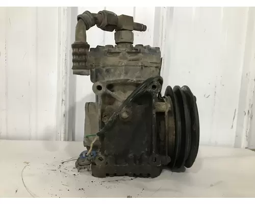 Freightliner C120 CENTURY Air Conditioner Compressor