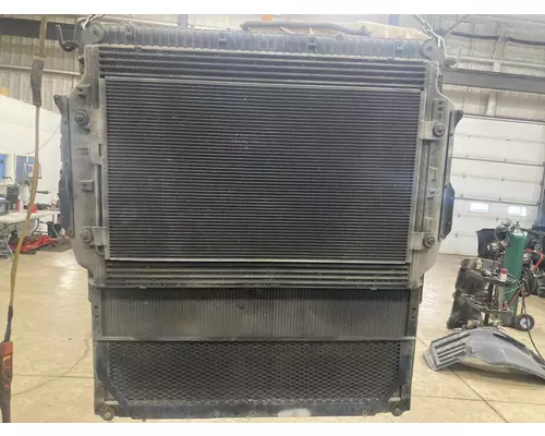 Freightliner C120 CENTURY Cooling Assembly. (Rad., Cond., ATAAC)