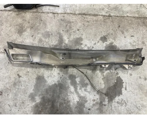 Freightliner C120 CENTURY Cowl