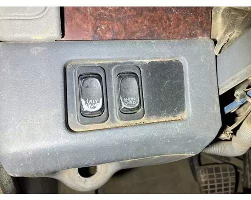 Freightliner C120 CENTURY Dash Panel