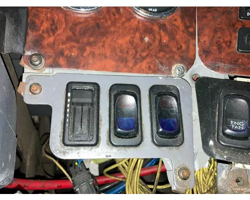 Freightliner C120 CENTURY Dash Panel