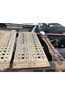 Freightliner C120 CENTURY Deckplate