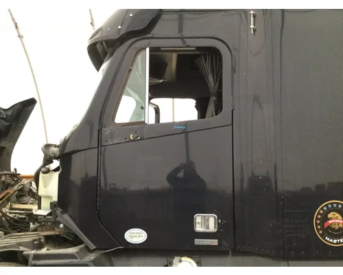 Freightliner C120 CENTURY Door Assembly, Front