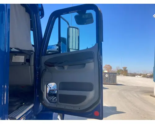 Freightliner C120 CENTURY Door Assembly, Front