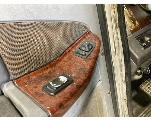 Freightliner C120 CENTURY Door Assembly, Front