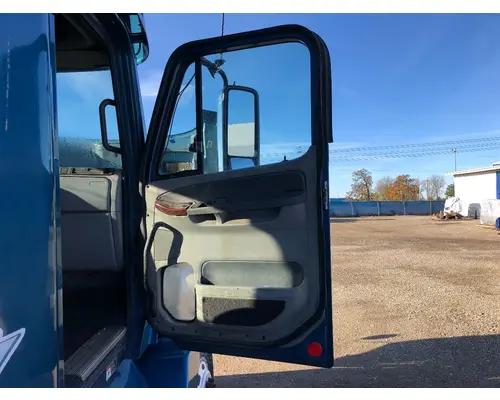 Freightliner C120 CENTURY Door Assembly, Front