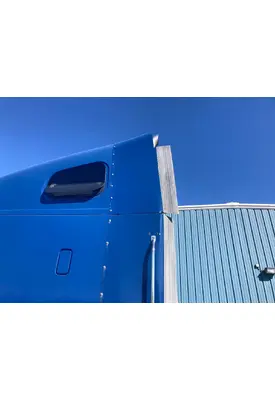 Freightliner C120 CENTURY Fairing (Side)