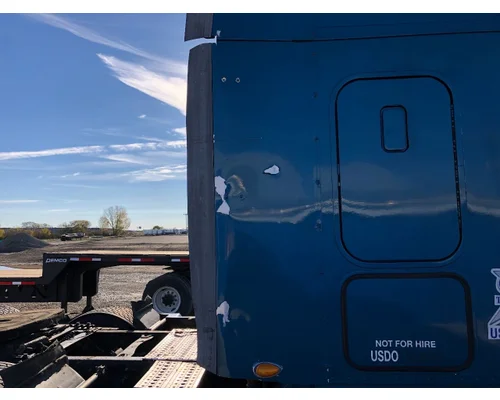 Freightliner C120 CENTURY Fairing (Side)
