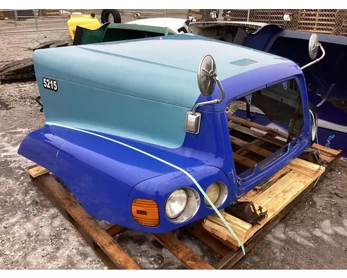 Freightliner C120 CENTURY Hood