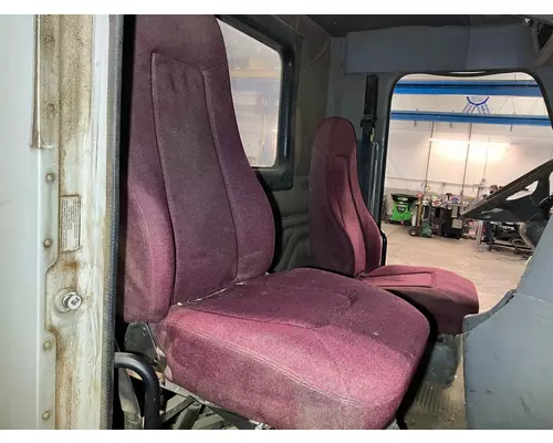 Freightliner C120 CENTURY Seat (Air Ride Seat)