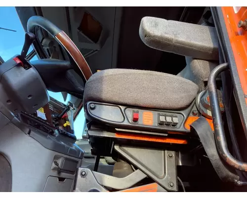 Freightliner C120 CENTURY Seat (Air Ride Seat)