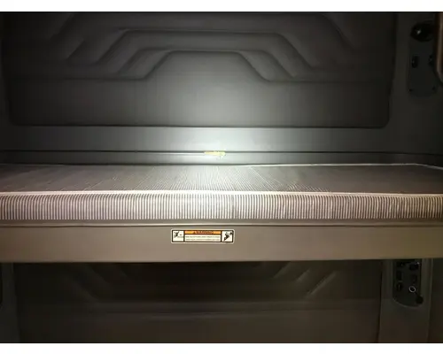Freightliner C120 CENTURY Sleeper Bunk