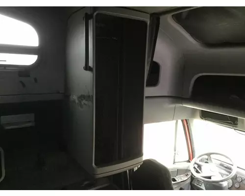 Freightliner C120 CENTURY Sleeper Cabinets