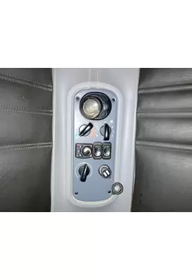 Freightliner C120 CENTURY Sleeper Controls