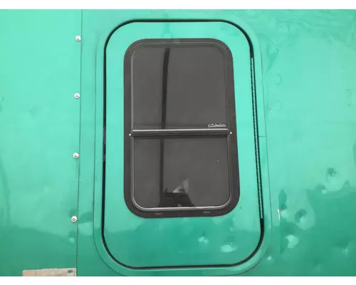Freightliner C120 CENTURY Sleeper Door