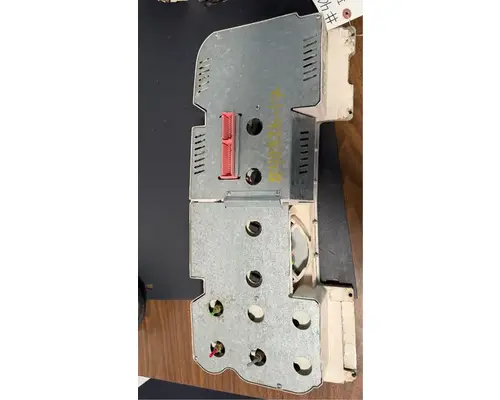 Freightliner C120 Instrument Cluster