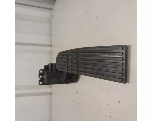 Freightliner C2 Accelerator Parts