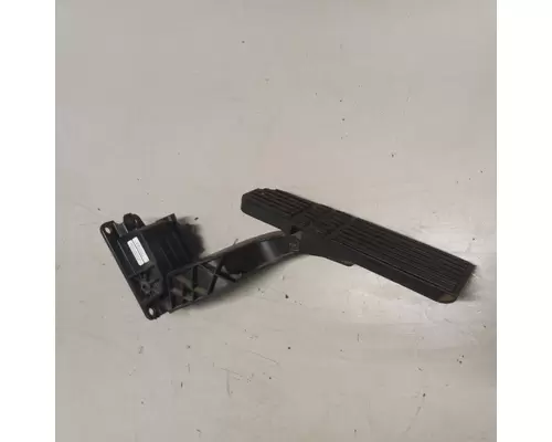Freightliner C2 Accelerator Parts