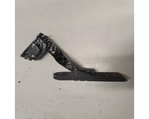 Freightliner C2 Accelerator Parts