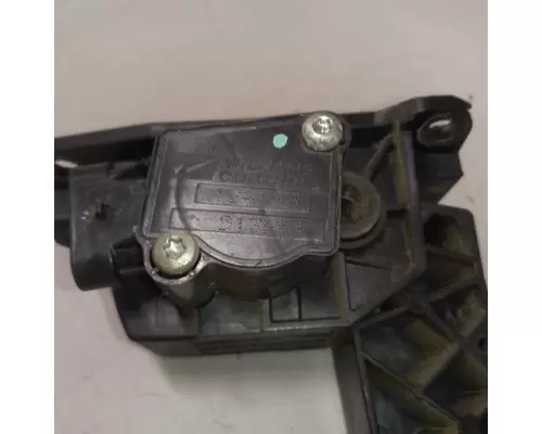 Freightliner C2 Accelerator Parts