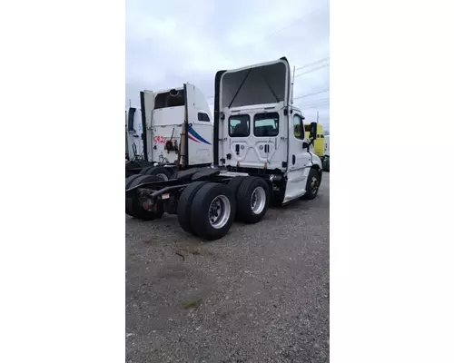 Freightliner CASCADIA 125 Dismantled Vehicles