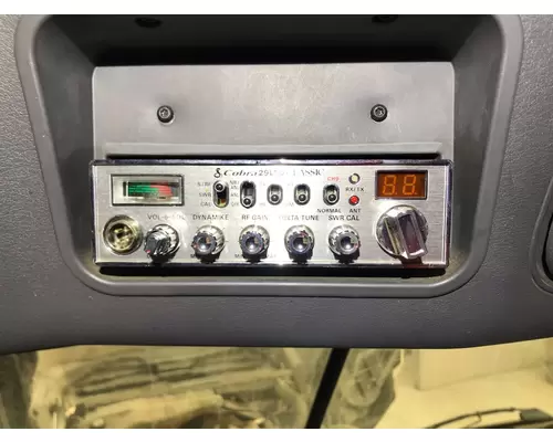 Freightliner CASCADIA AV Equipment