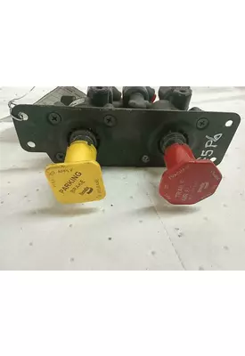 Freightliner CASCADIA Air Brake Components