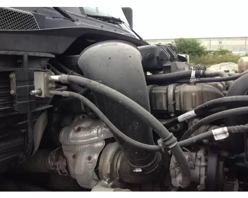 Freightliner CASCADIA Air Cleaner