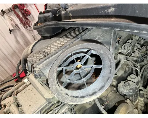 Freightliner CASCADIA Air Cleaner