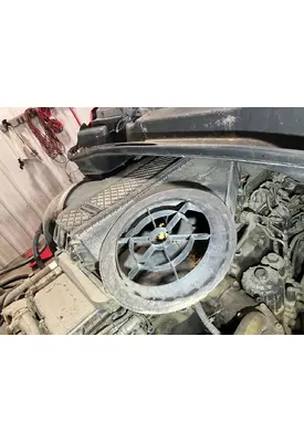 Freightliner CASCADIA Air Cleaner