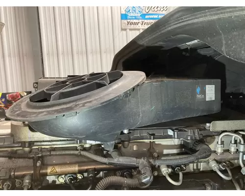 Freightliner CASCADIA Air Cleaner