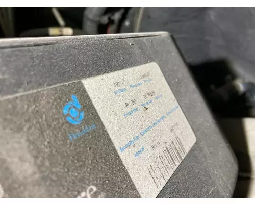 Freightliner CASCADIA Air Cleaner
