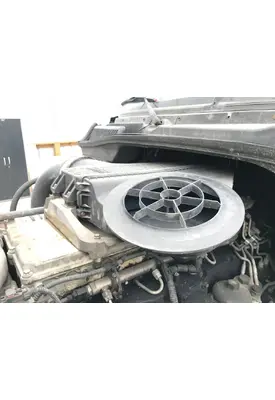 Freightliner CASCADIA Air Cleaner