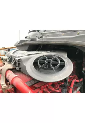 Freightliner CASCADIA Air Cleaner