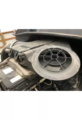 Freightliner CASCADIA Air Cleaner