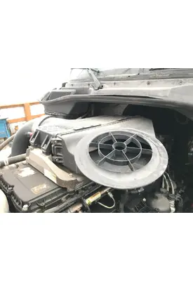 Freightliner CASCADIA Air Cleaner