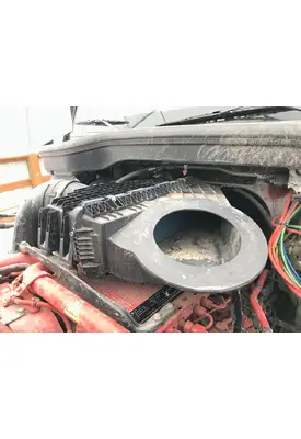 Freightliner CASCADIA Air Cleaner