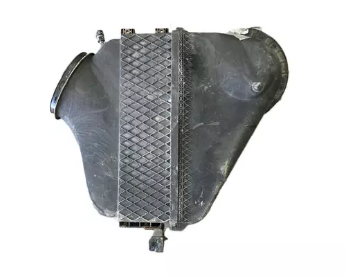 Freightliner CASCADIA Air Cleaner