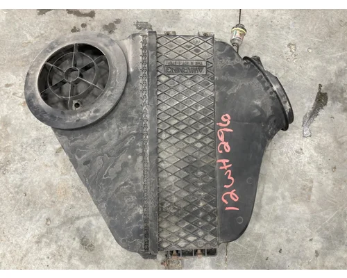 Freightliner CASCADIA Air Cleaner