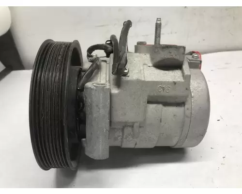 Freightliner CASCADIA Air Conditioner Compressor